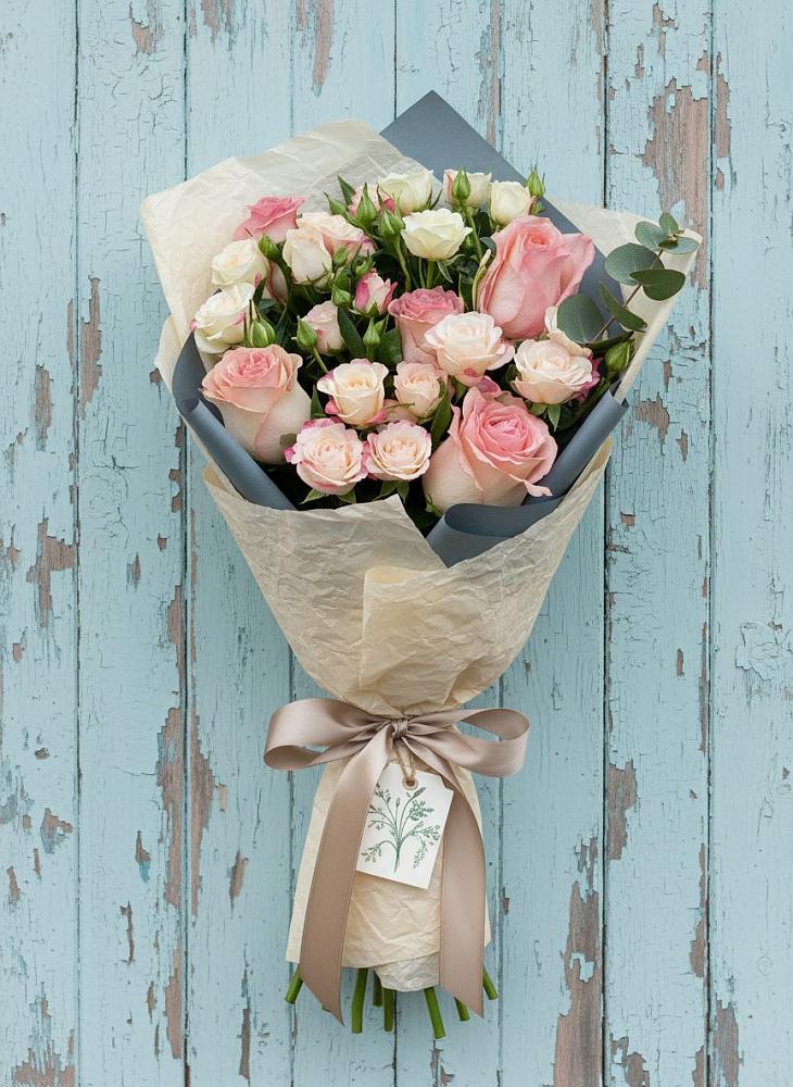 Букет цветов из: Розы в Малышево