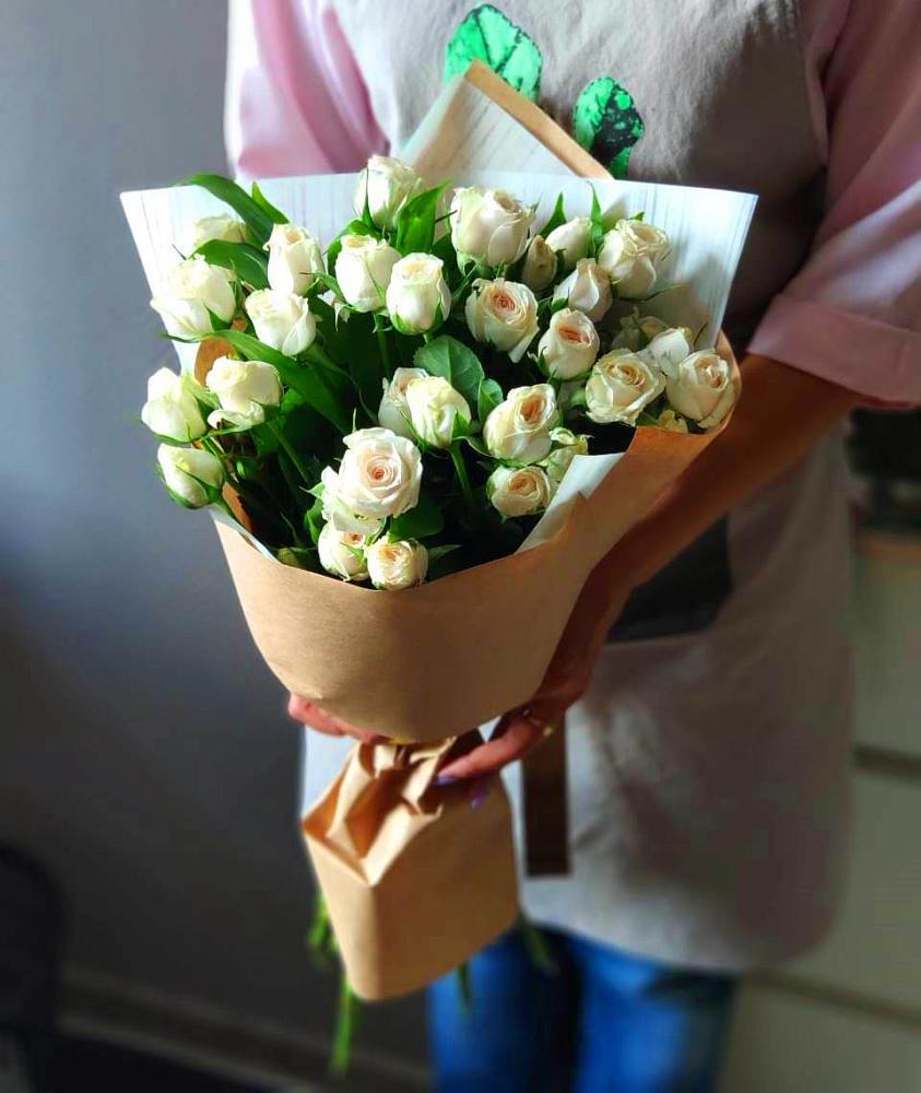 Букет цветов из: Розы в Малышево