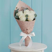 Букет цветов из:  Розы в Малышево