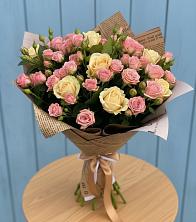 Букет цветов из:  Розы в Малышево