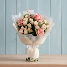 Букет цветов из:  Розы в Малышево