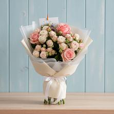 Букет цветов из:  Розы в Малышево